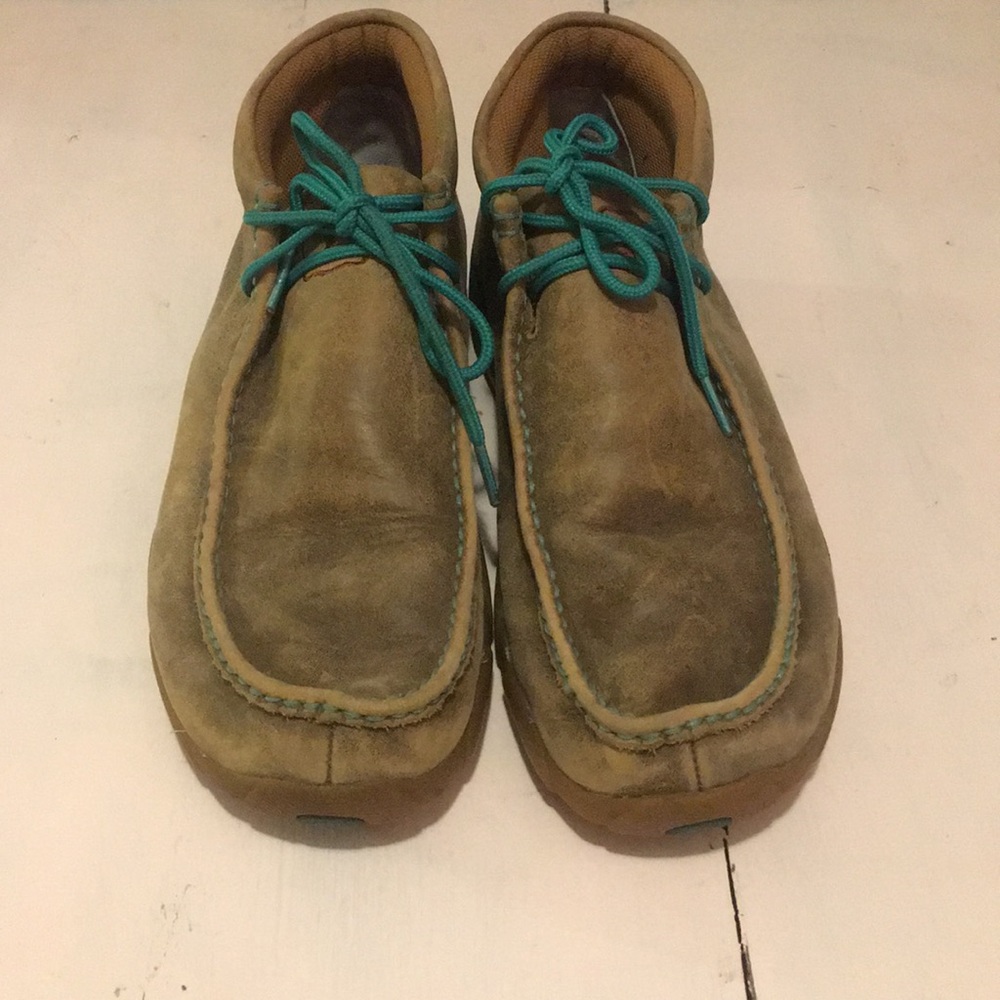 Teal Twisted X Driving Moc